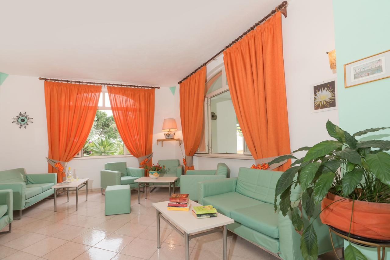 Hotel Casa La Vigna Sant'Angelo  Exteriör bild