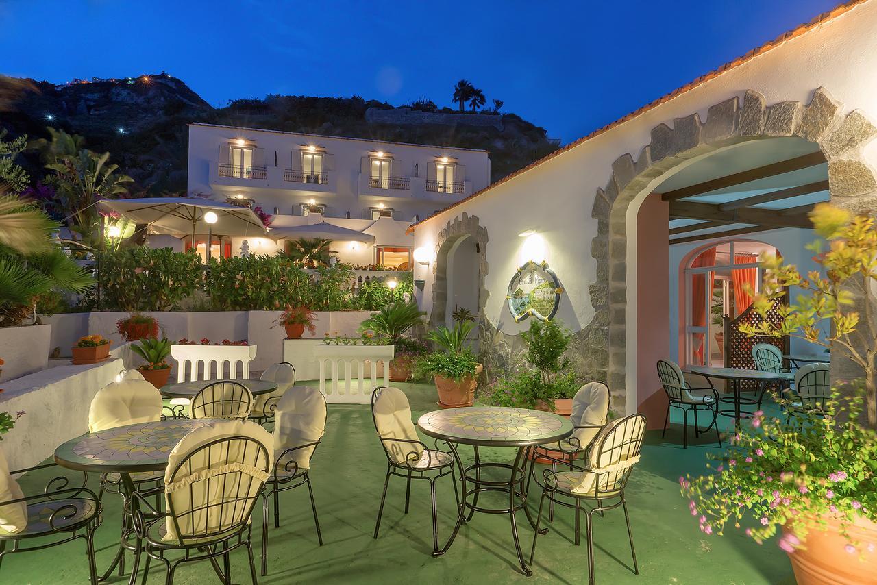 Hotel Casa La Vigna Sant'Angelo  Exteriör bild